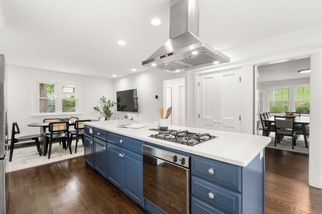 575 Chestnut Street, Newton, MA 02468
