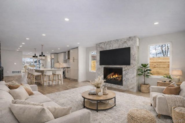 3935 Lipan Street, Denver, CO 80211