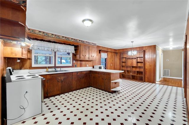 222 Jule Merck Road, Norris, SC 29667