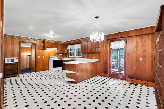 222 Jule Merck Road, Norris, SC 29667