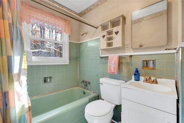 222 Jule Merck Road, Norris, SC 29667