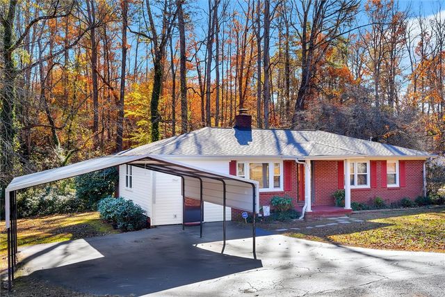 222 Jule Merck Road, Norris, SC 29667