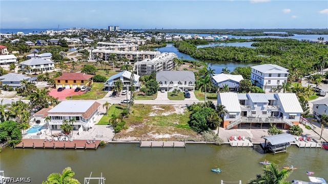 21581 Widgeon TER, Fort Myers Beach, FL 33931