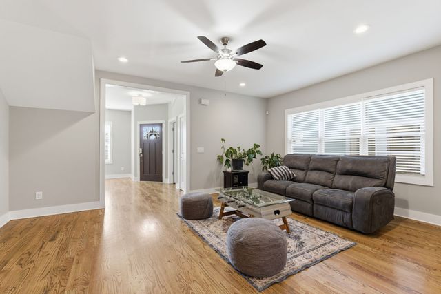 3813 Dr Walter S Davis Blvd, Nashville, TN 37209