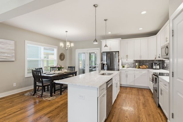 3813 Dr Walter S Davis Blvd, Nashville, TN 37209