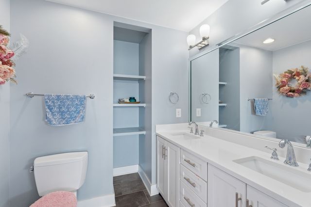 3813 Dr Walter S Davis Blvd, Nashville, TN 37209