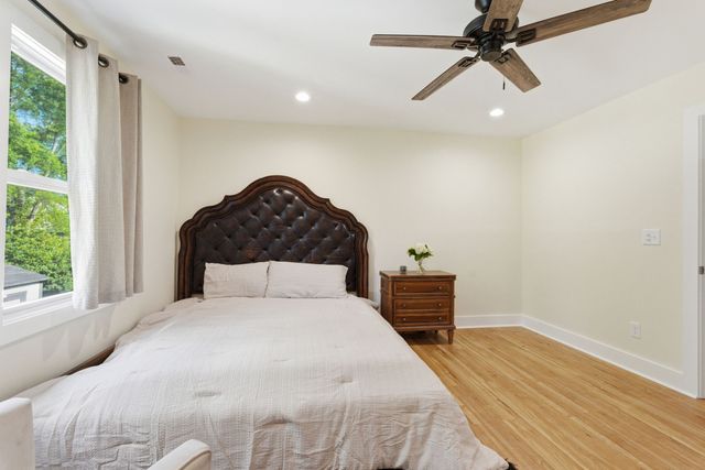 3813 Dr Walter S Davis Blvd, Nashville, TN 37209