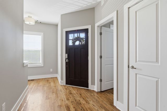 3813 Dr Walter S Davis Blvd, Nashville, TN 37209
