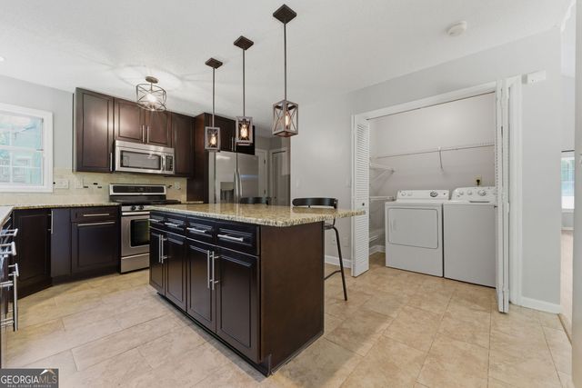 4020 Cooper Lake Court SE, Smyrna, GA 30082