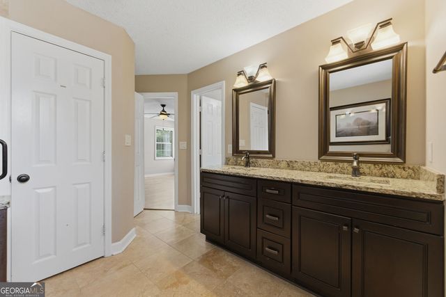 4020 Cooper Lake Court SE, Smyrna, GA 30082