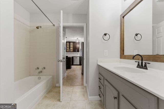4020 Cooper Lake Court SE, Smyrna, GA 30082