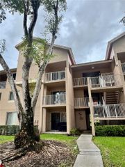 10521 SW 157th Place 306, Miami, FL 33196