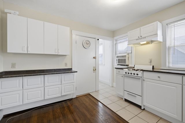 193 Concord Avenue 5, Cambridge, MA 02138