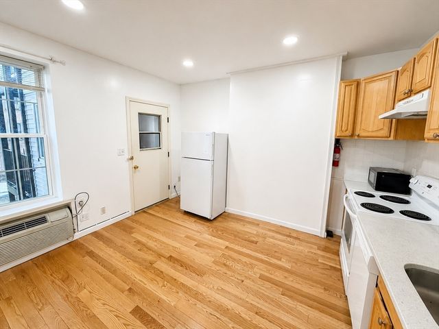 74 Tyler St C, Boston, MA 02111