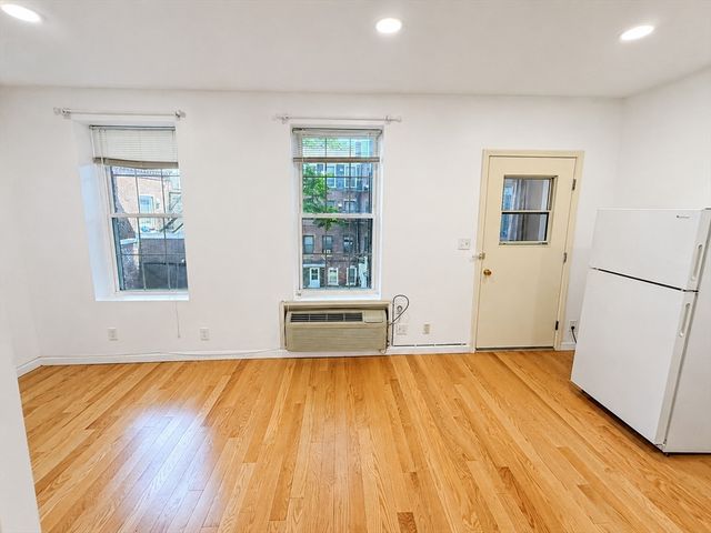 74 Tyler St C, Boston, MA 02111
