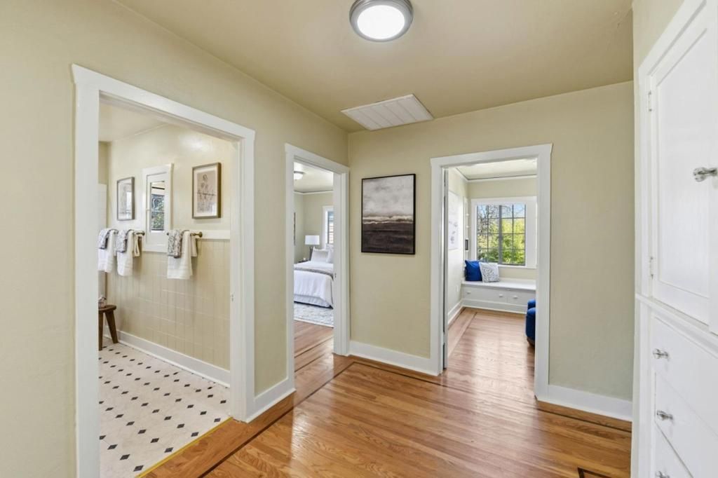 Image 11 of property listing at 181 College Way, Auburn, CA 95603