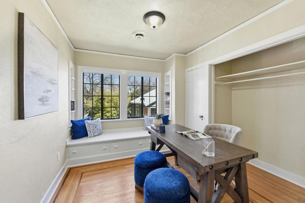 Image 12 of property listing at 181 College Way, Auburn, CA 95603