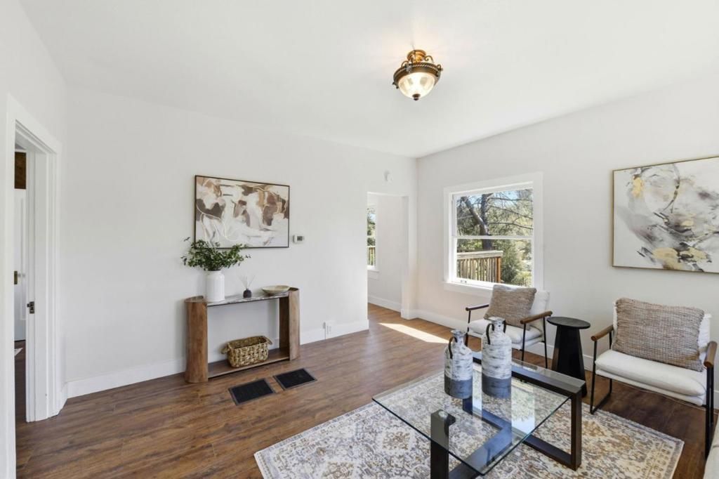 Image 24 of property listing at 181 College Way, Auburn, CA 95603