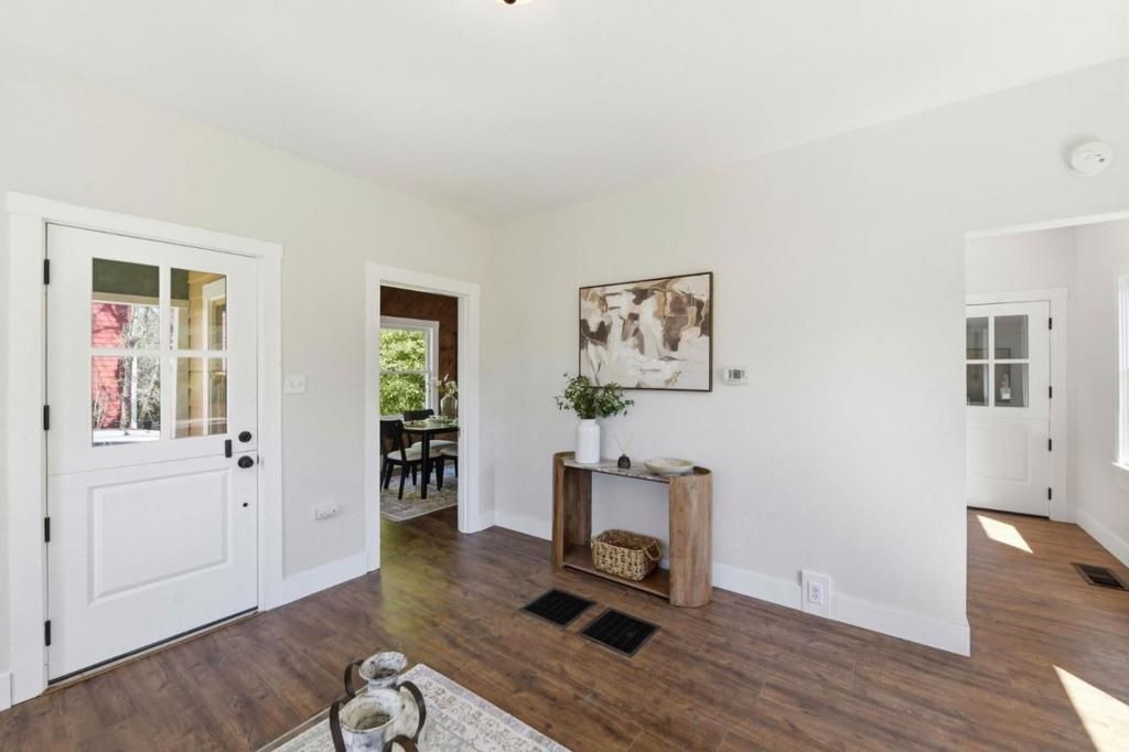 Image 25 of property listing at 181 College Way, Auburn, CA 95603