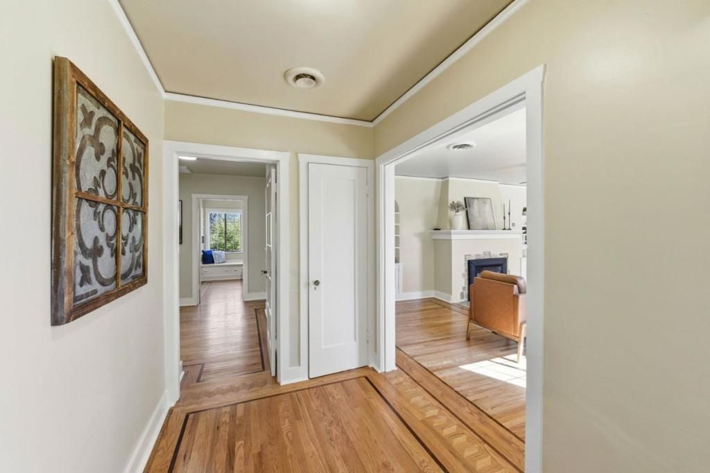 Image 4 of property listing at 181 College Way, Auburn, CA 95603