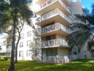 13100 SW 92nd Ave A-112, Miami, FL 33176