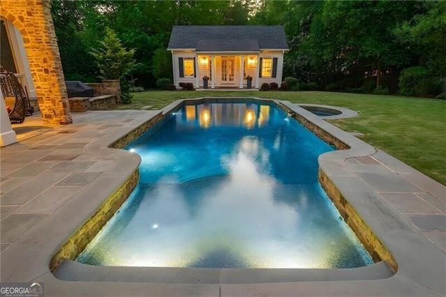 2820 Normandy Drive NW, Atlanta, GA 30305