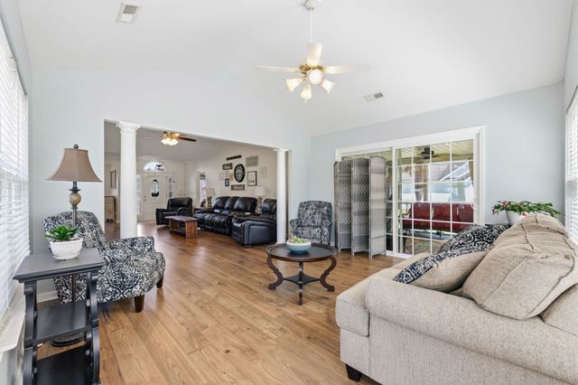304 Ayrie Ct., Conway, SC 29527