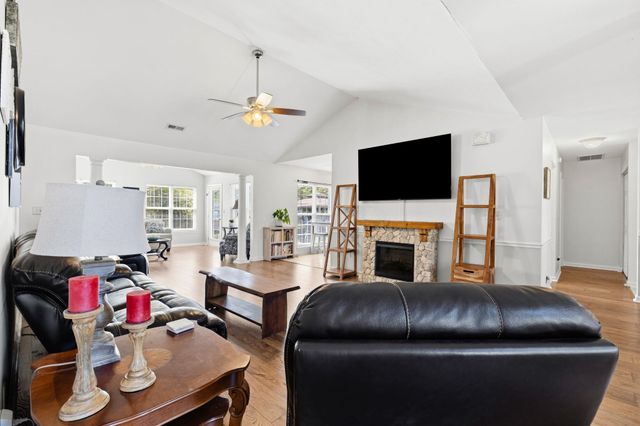 304 Ayrie Ct., Conway, SC 29527