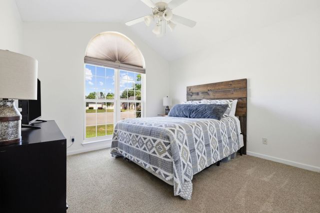 304 Ayrie Ct., Conway, SC 29527