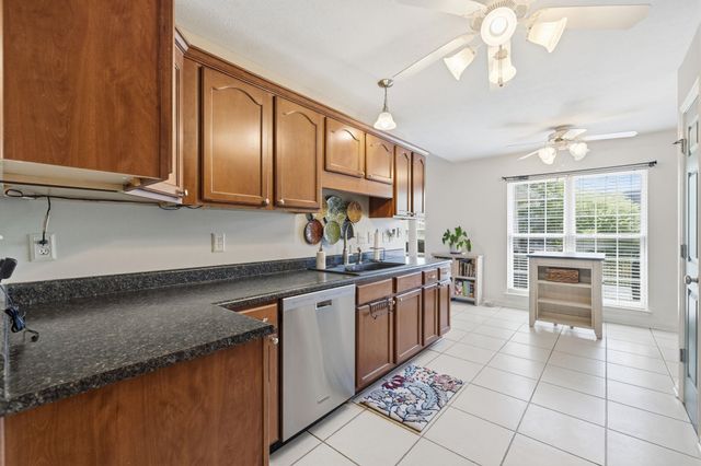 304 Ayrie Ct., Conway, SC 29527