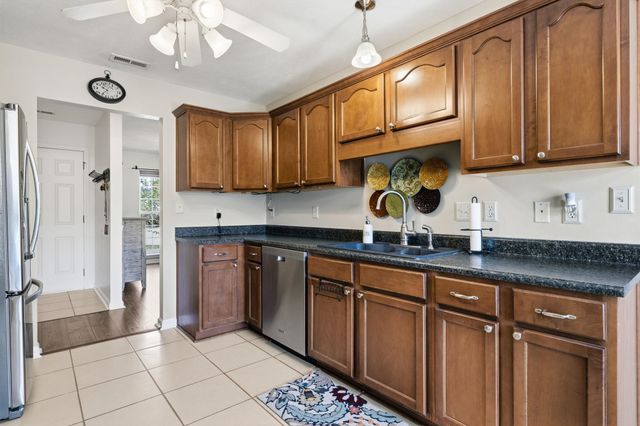 304 Ayrie Ct., Conway, SC 29527