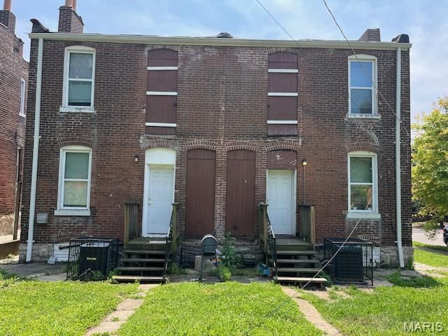 2923 Miami, St Louis, MO 63118