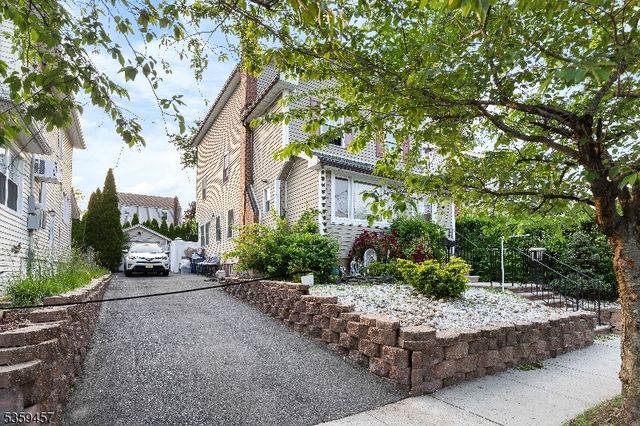 31 Mertz Ave, Belleville Twp., NJ 07109