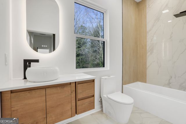 2375 Browns Mill Road SE, Atlanta, GA 30315