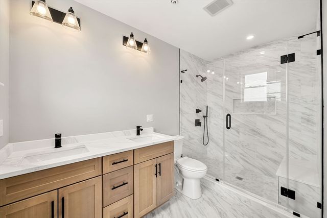 1088 Saratoga St 3, Boston, MA 02128