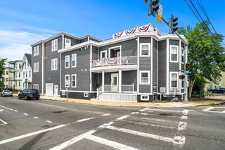 1088 Saratoga St 3, Boston, MA 02128