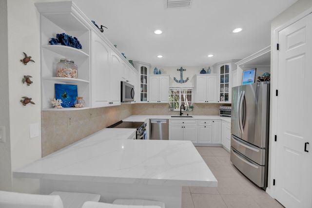 78 John Silver Drive, Key Largo, FL 33037