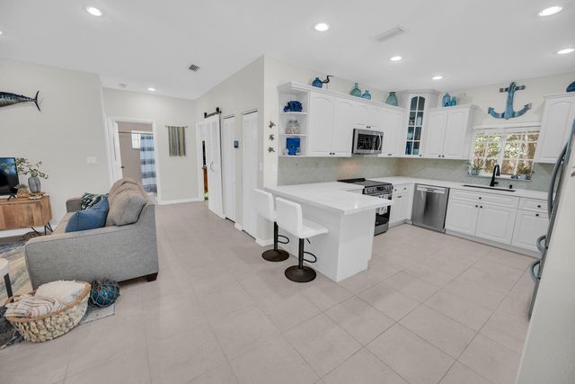 78 John Silver Drive, Key Largo, FL 33037