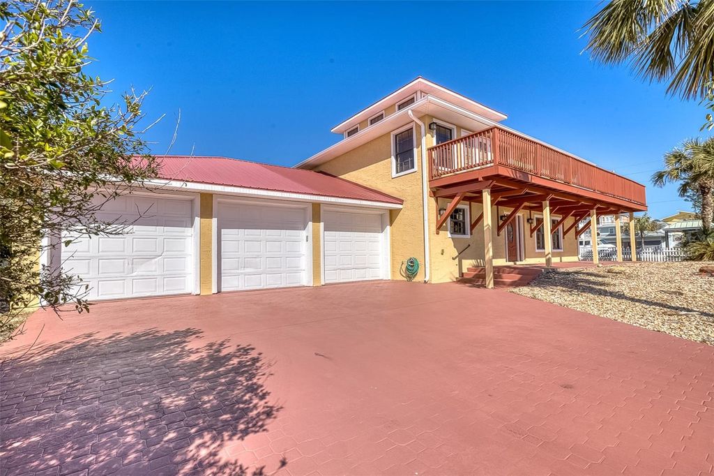 Image 8 of property listing at 3726 S ATLANTIC AVENUE, New Smyrna Beach, FL 32169