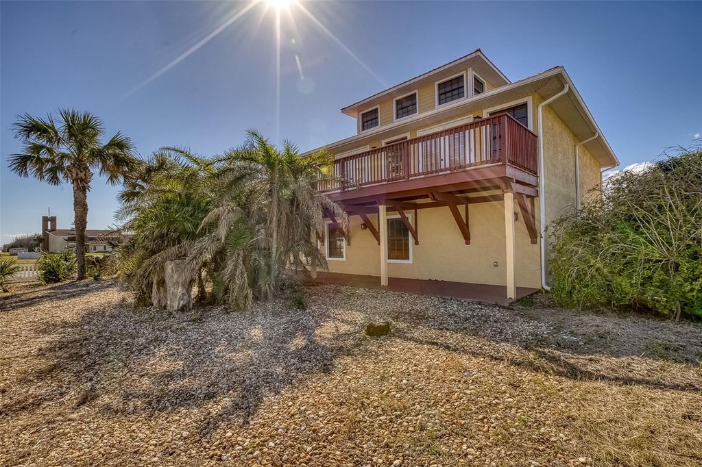 Image 10 of property listing at 3726 S ATLANTIC AVENUE, New Smyrna Beach, FL 32169