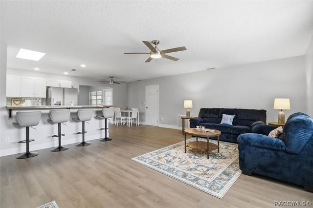 6033 E Rector Street, Inverness, FL 34452