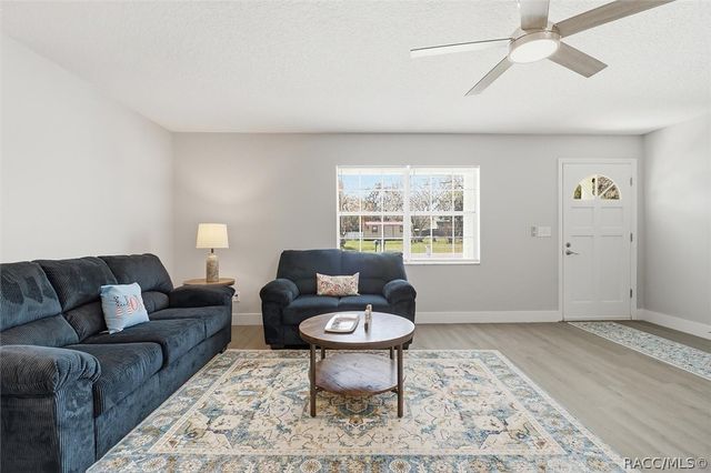 6033 E Rector Street, Inverness, FL 34452