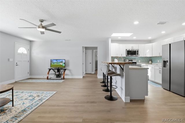 6033 E Rector Street, Inverness, FL 34452