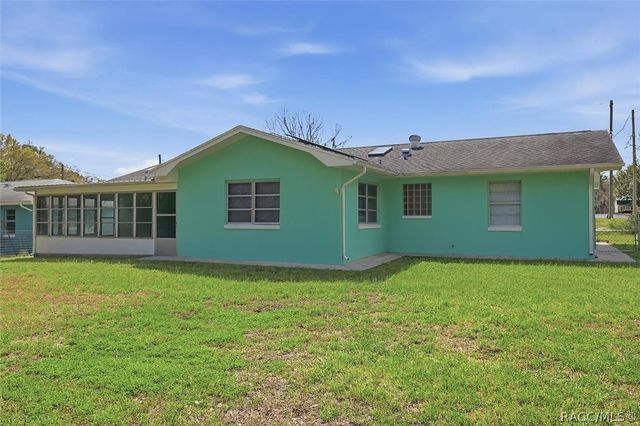 6033 E Rector Street, Inverness, FL 34452