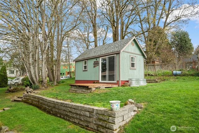 2007 E 15th Street, Bremerton, WA 98310