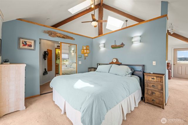 2007 E 15th Street, Bremerton, WA 98310