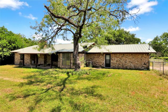 1625 Fm 3136, Cleburne, TX 76031