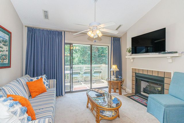 155 Wetherby Way Apt 12E, Myrtle Beach, SC 29572