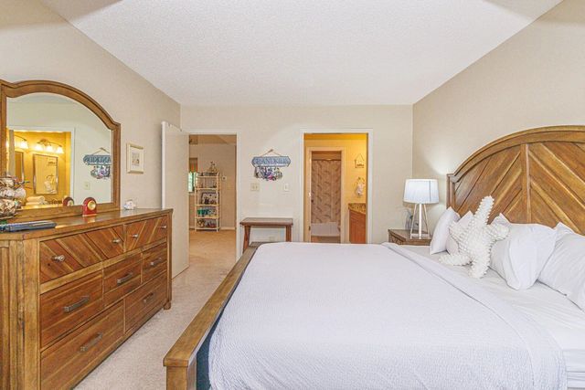 155 Wetherby Way Apt 12E, Myrtle Beach, SC 29572