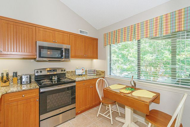 155 Wetherby Way Apt 12E, Myrtle Beach, SC 29572